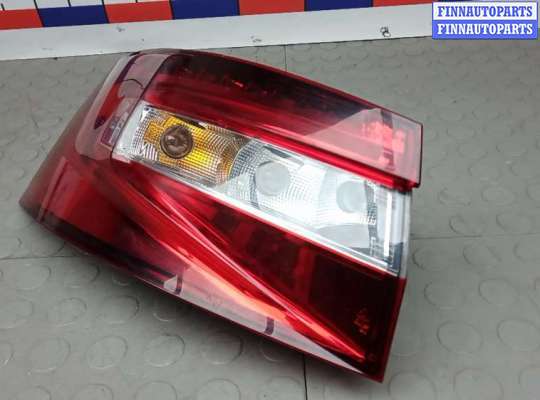 Фонарь задний на Skoda Superb III (3V)