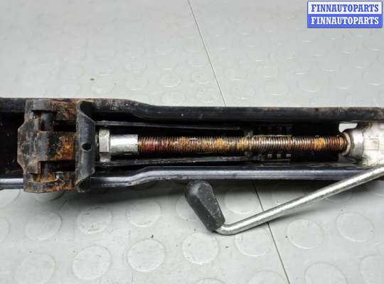 купить домкрат на VOLKSWAGEN PASSAT B6