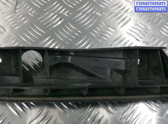 крепление бампера переднее VG2115452 на VOLKSWAGEN GOLF 4