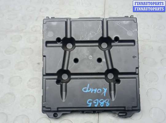 купить блок предохранителей на SKODA RAPID