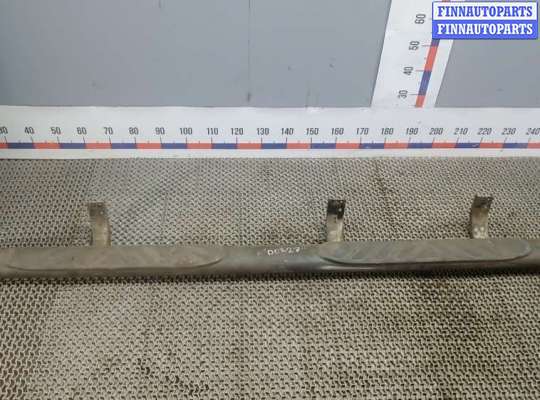 подножка внешняя декоративная NS823279 на NISSAN NAVARA D40