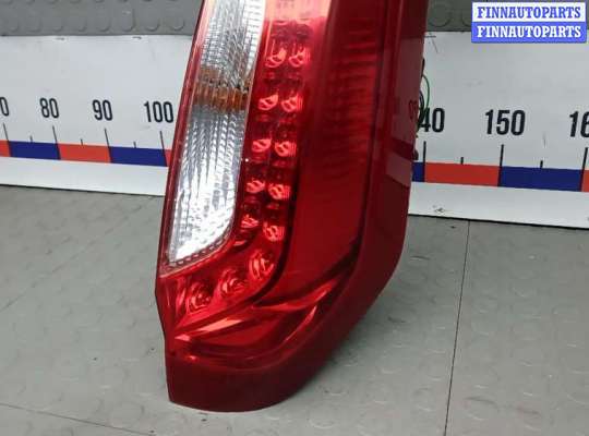 купить фонарь задний правый на NISSAN X-TRAIL T31