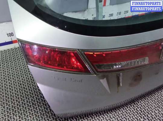 Крышка багажника на Honda Civic VIII (4D, 5D)