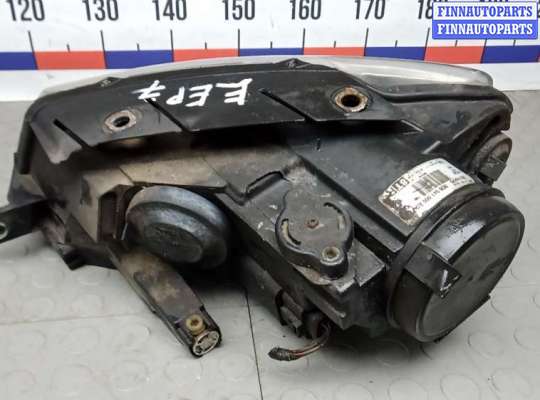 Фара передняя на Volkswagen Passat B6 (3C)
