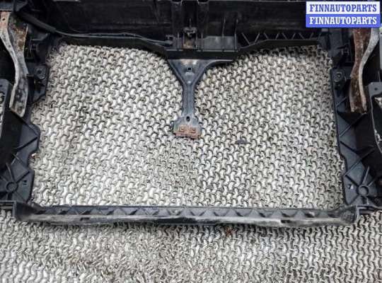 Панель передняя (телевизор) на Volkswagen Tiguan I (5N)