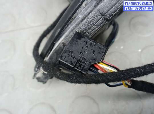 купить зеркало наружное правое на VOLKSWAGEN PASSAT B6