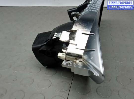 купить монитор на PEUGEOT 308 2