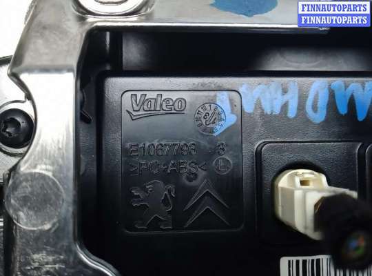 купить монитор на PEUGEOT 308 2