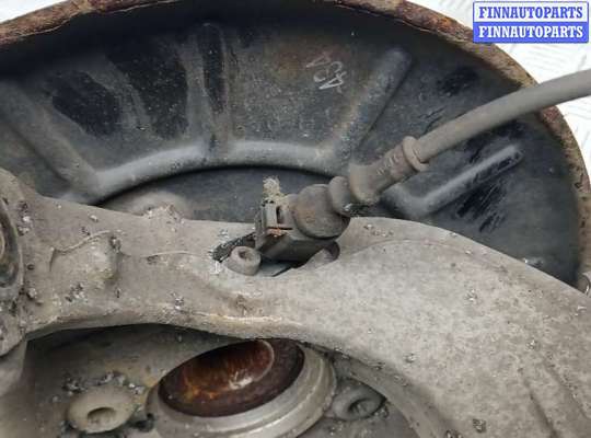 купить ступица передняя левая на VOLKSWAGEN PASSAT B7