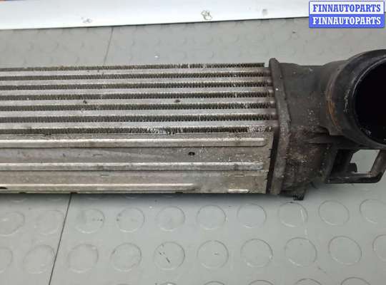 купить радиатор интеркулера на RENAULT MEGANE 3