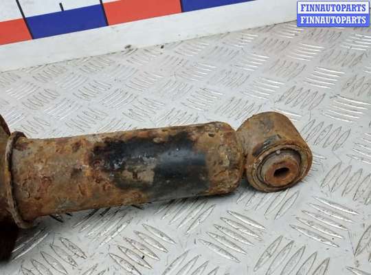 купить стойка задняя левая на VOLKSWAGEN TOUAREG 7L