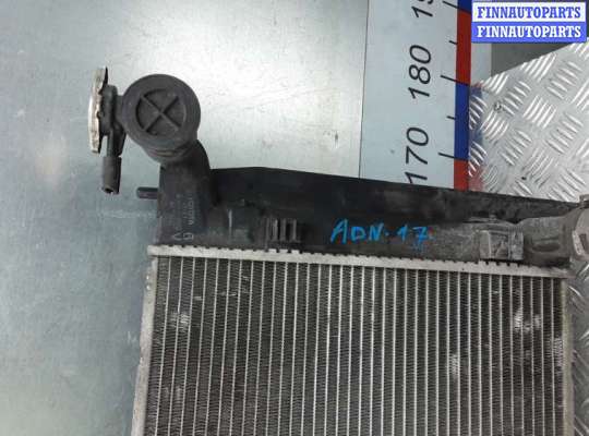 радиатор системы охлаждения TT499535 на TOYOTA AVENSIS T25