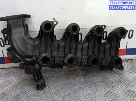Коллектор впускной на Peugeot 3008 I