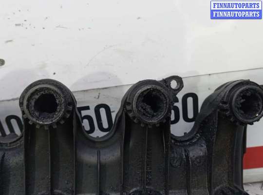 Коллектор впускной на Peugeot 3008 I