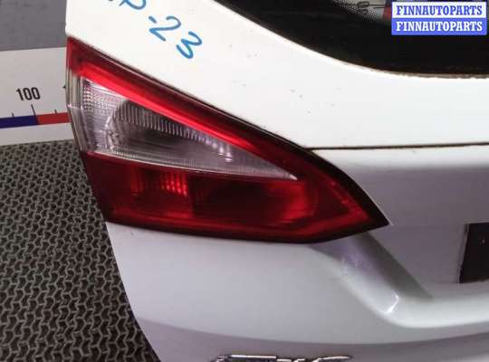 Стекло заднее на Ford Focus III