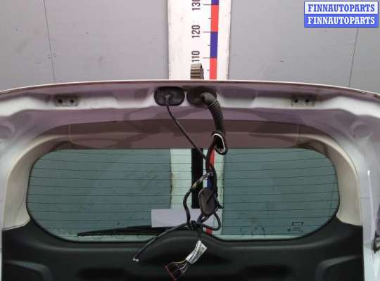 Стекло заднее на Ford Focus III