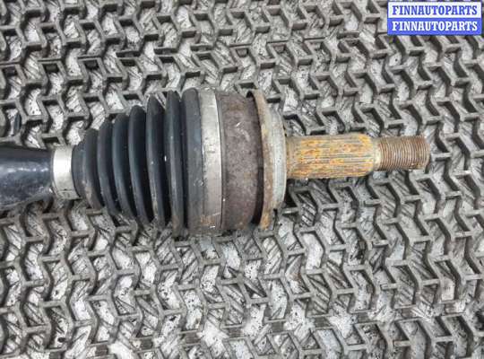 Приводной вал (Полуось в сборе) на Toyota Auris I (E150)