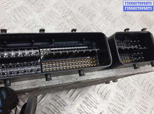 купить блок управления двс на TOYOTA RAV 4 XA30