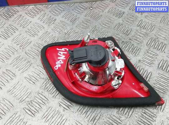 купить фонарь правый крышки багажника на VOLKSWAGEN PASSAT B6