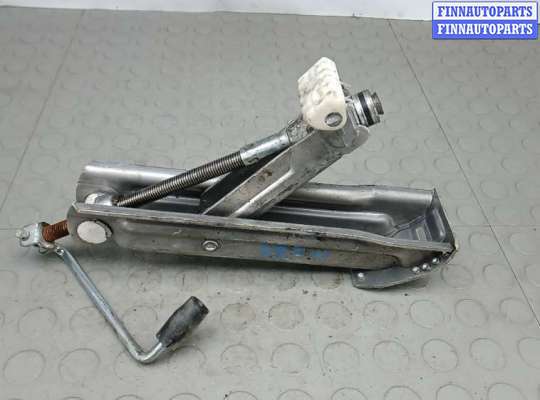 купить домкрат на MERCEDES BENZ C-CLASS W204