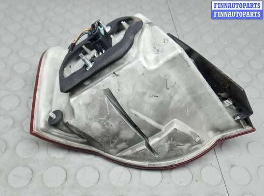 купить фонарь задний правый на VOLKSWAGEN JETTA 5