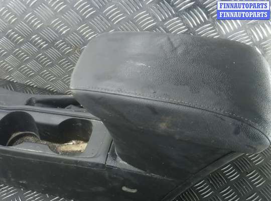 Подлокотник