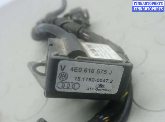 купить датчик ускорения на AUDI A8 D3