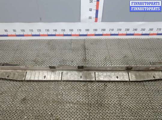 подножка внешняя декоративная MB1382669 на MERCEDES BENZ M-CLASS W164