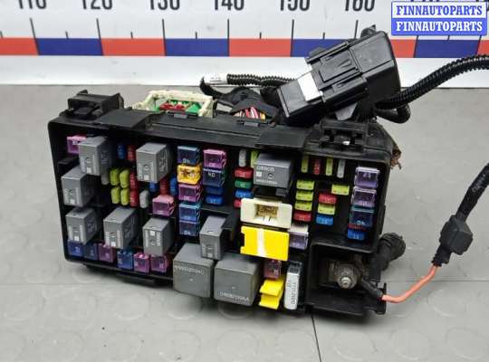 купить блок предохранителей на JEEP GRAND CHEROKEE WK2