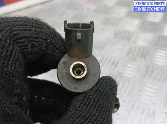 купить форсунка дизельная на HYUNDAI TUCSON JM