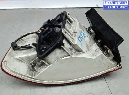 купить фонарь задний правый на VOLKSWAGEN TOUAREG 7L