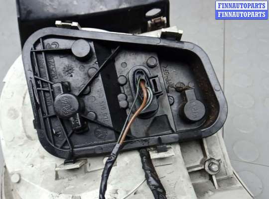 купить фонарь задний правый на VOLKSWAGEN TOUAREG 7L