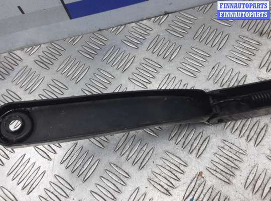 купить щеткодержатель лобового стекла на BMW 5 F10/F11