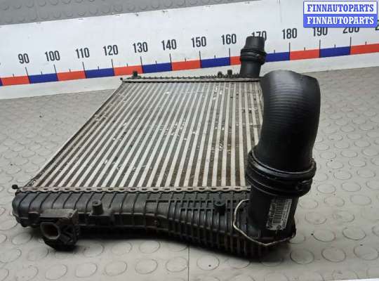 купить радиатор интеркулера на VOLKSWAGEN JETTA 5