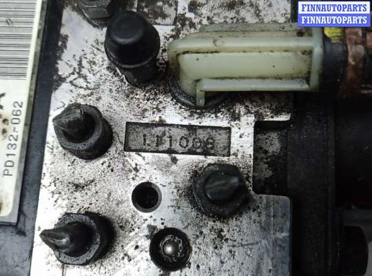 Блок ABS на Toyota Harrier II (U30W)