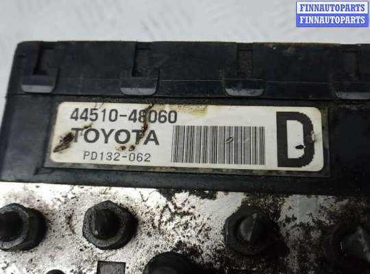 Блок ABS на Toyota Harrier II (U30W)