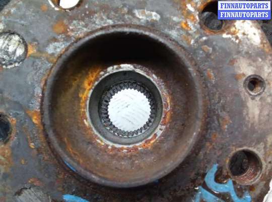 купить ступица передняя правая на SKODA OCTAVIA A7