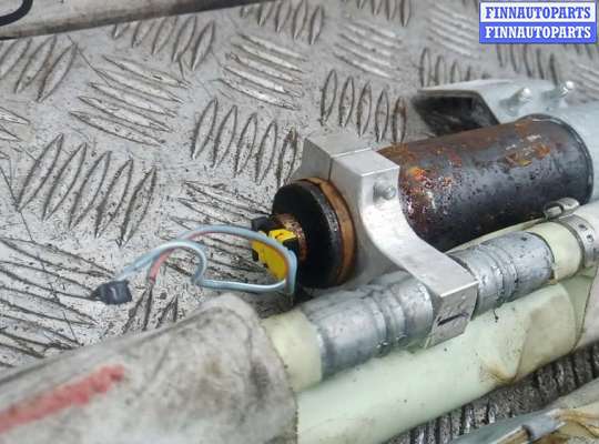 купить шторка безопасности на CHRYSLER VOYAGER 5