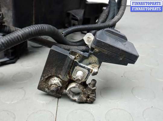 купить блок предохранителей на TOYOTA RAV 4 CA40