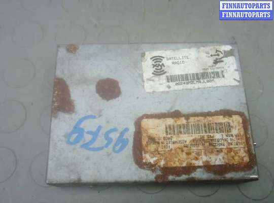 блок радио CD69215 на CADILLAC ESCALADE 3