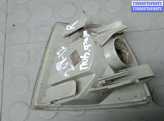 купить поворотник фары правый на AUDI 80 B3