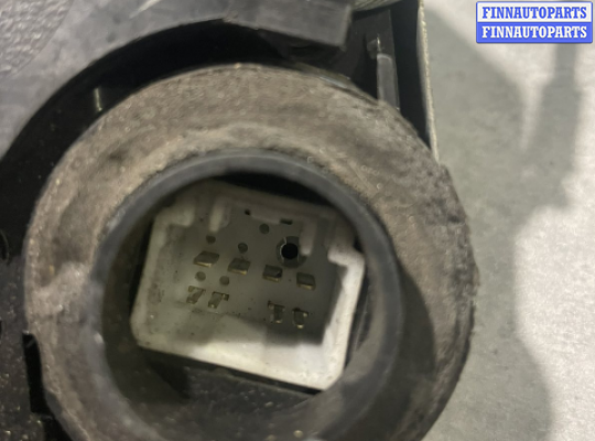 купить замок двери задней левой на TOYOTA PRIUS XW20