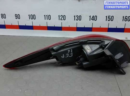 купить фонарь задний правый на HYUNDAI I40