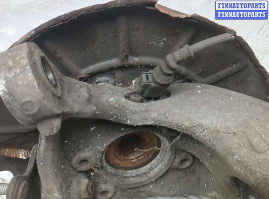 купить ступица передняя левая на VOLKSWAGEN PASSAT B6