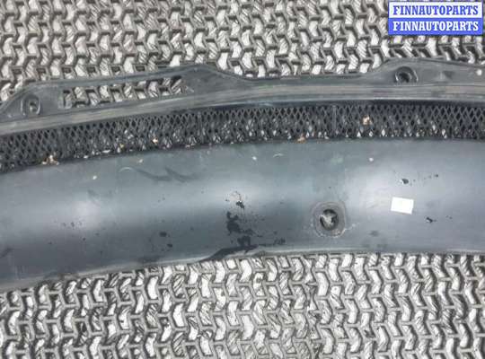 купить накладка декоративная (жабо, дождевик) на VOLVO S60 1