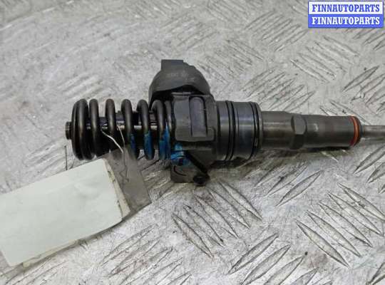Форсунка топливная на Volkswagen Touran I (1T)