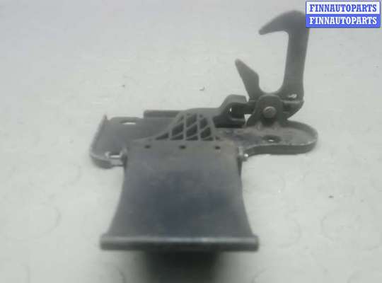 Купить замок капота на AUDI A8 D3 замок капота AU1643625 на AUDI A8 D3