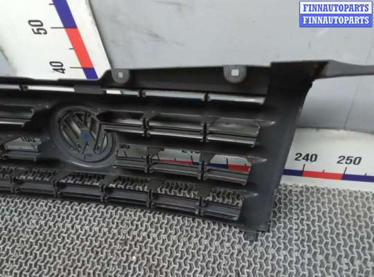 купить решетка радиатора на VOLKSWAGEN CRAFTER 1