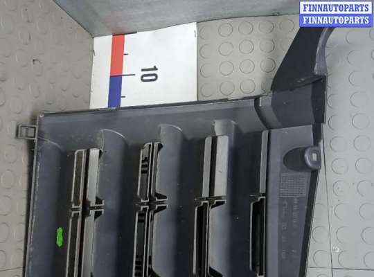 купить решетка радиатора на VOLKSWAGEN CRAFTER 1