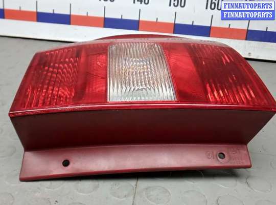 купить фонарь задний правый на SKODA YETI 1